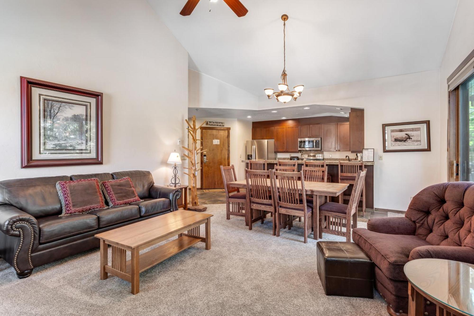 Main Street Junction Villa Breckenridge Room photo