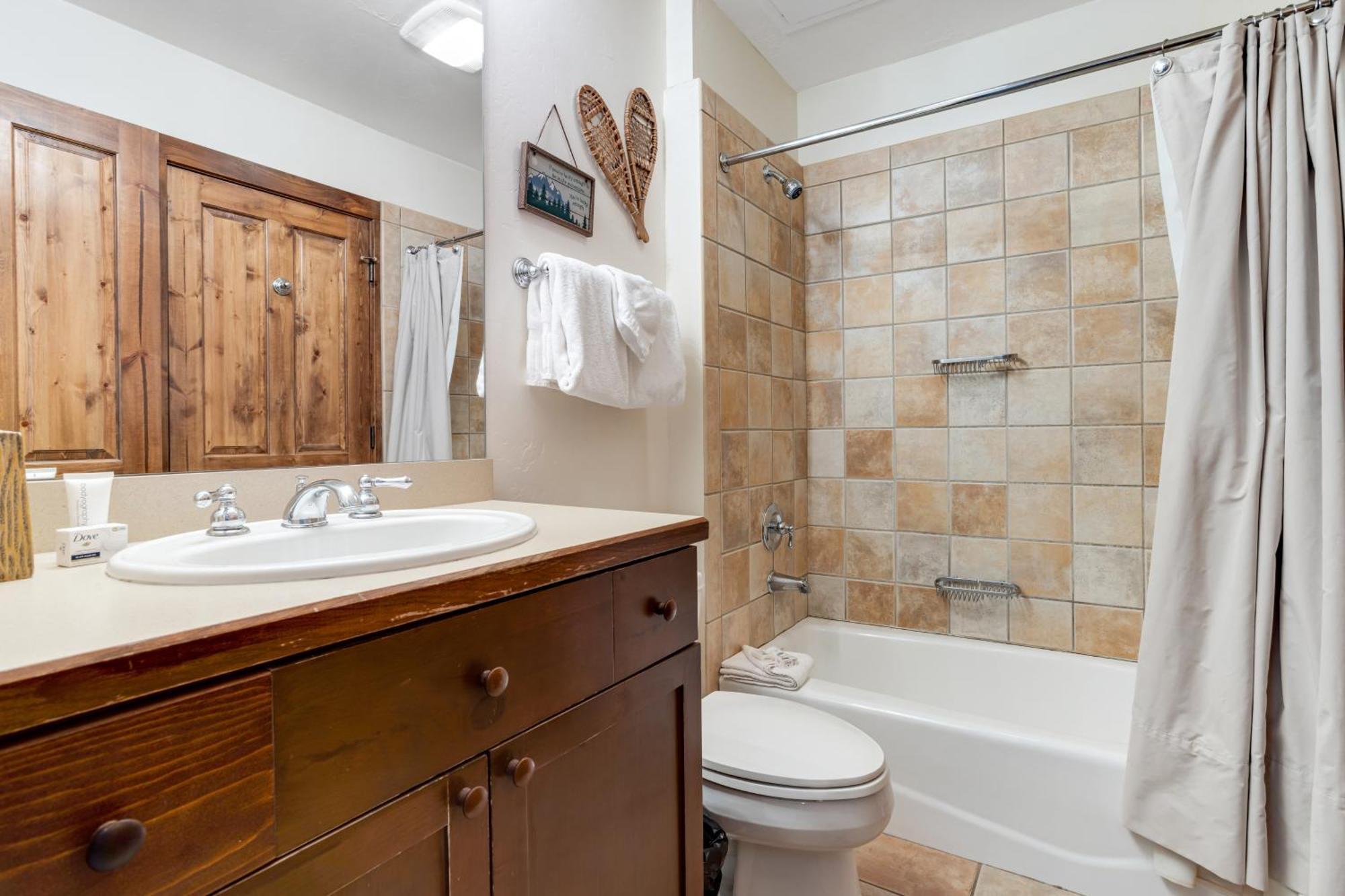 Main Street Junction Villa Breckenridge Room photo