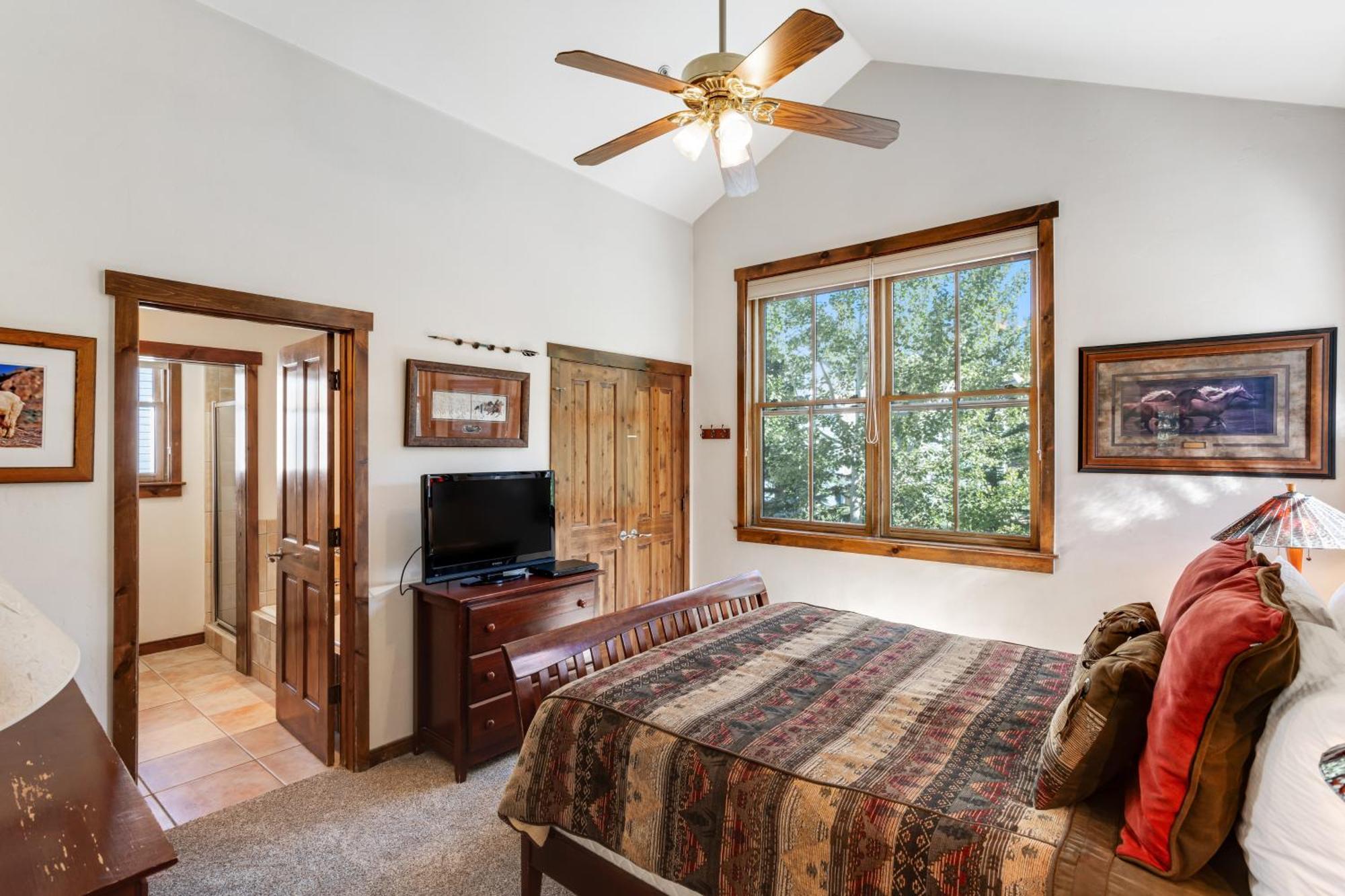 Main Street Junction Villa Breckenridge Room photo